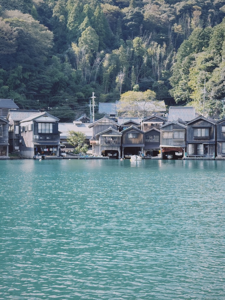 伊根船屋