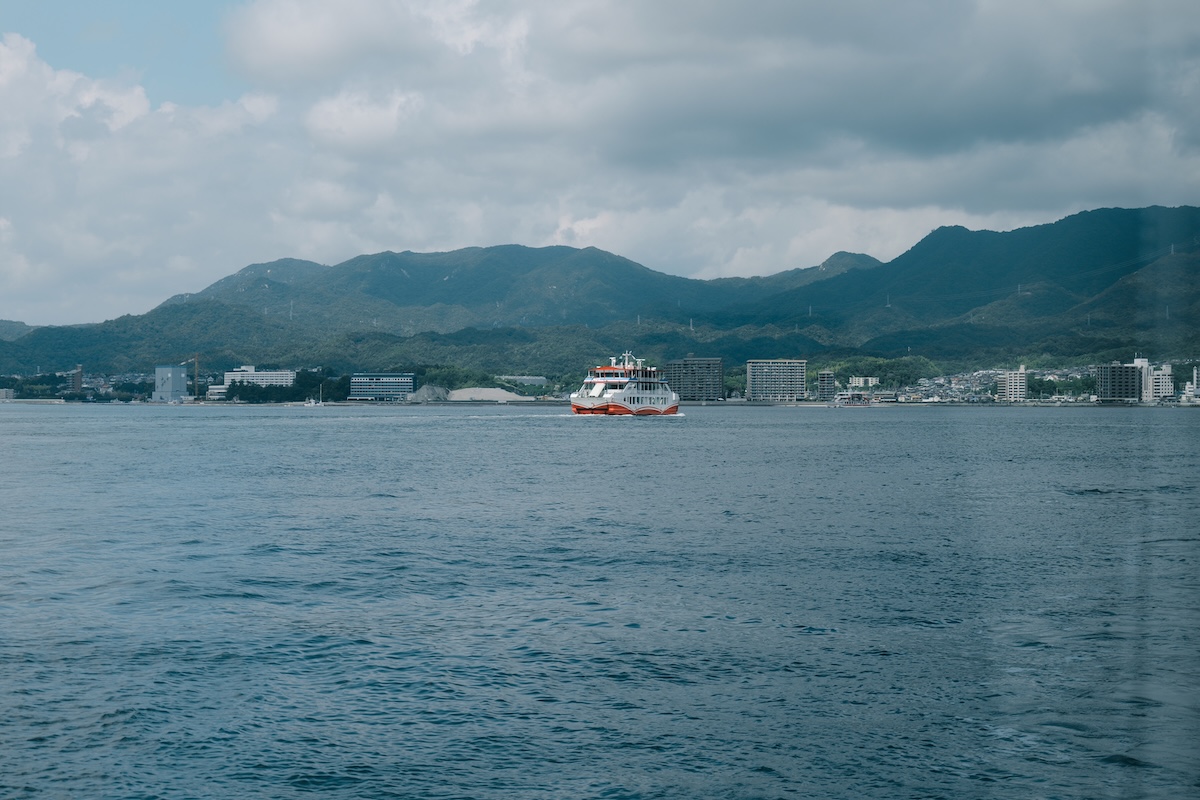 宫岛渡轮
